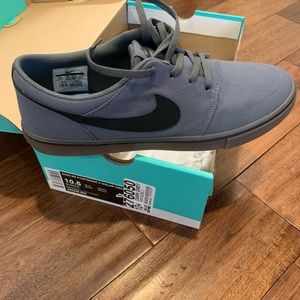 Nike SB Portmore 2 Solar Canvas Men’s size 10.5